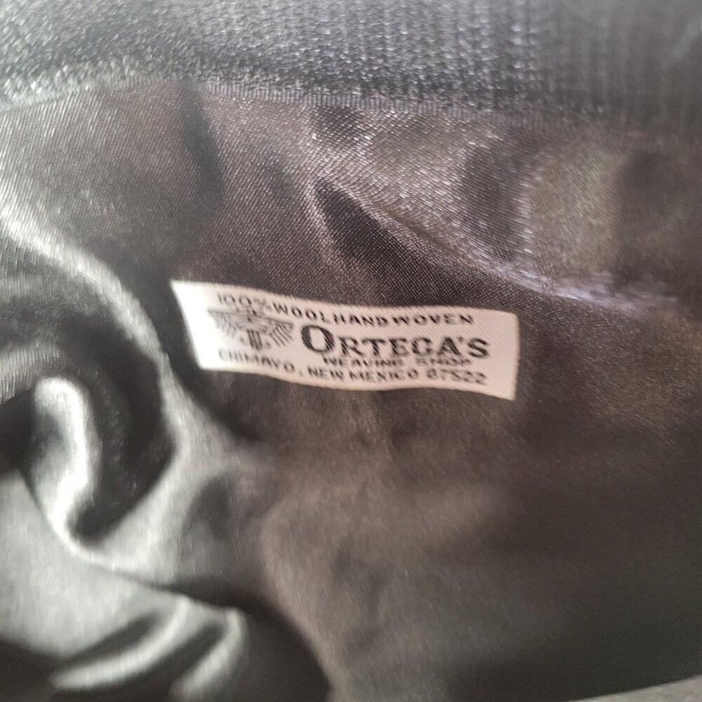 Handwoven Ortegas Wool Shoulder Bag With Striped Pattern Satin Lining - Picture 7 of 8